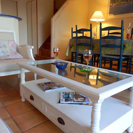 3 Pieces Duplex Avec Piscine, Clim, Wifi Et Parking - Fr-1-504-681 * Saint-Raphaël